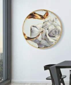 Horloge murale ronde décorée d'une rose cadre doré en verre et M.D.F.