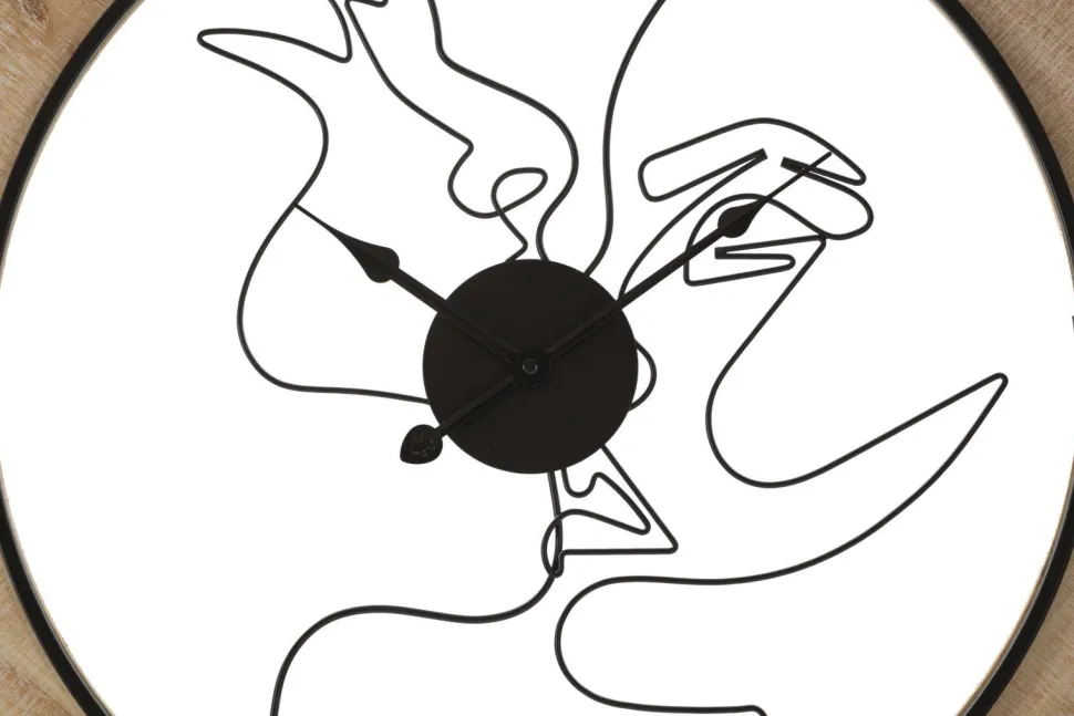 Horloge murale ronde en bois et fer avec visages stylisés