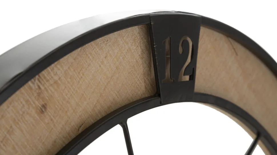 Horloge murale ronde en bois et fer avec visages stylisés