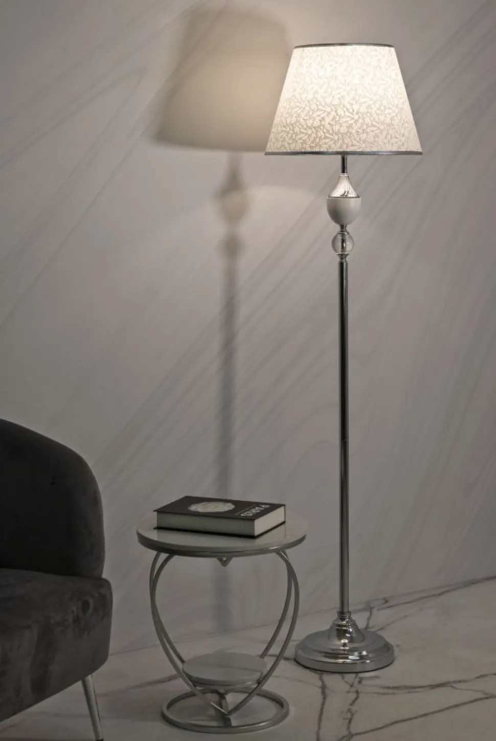 Lampe de sol Kody Métal Argent et Abat-jour Blanc