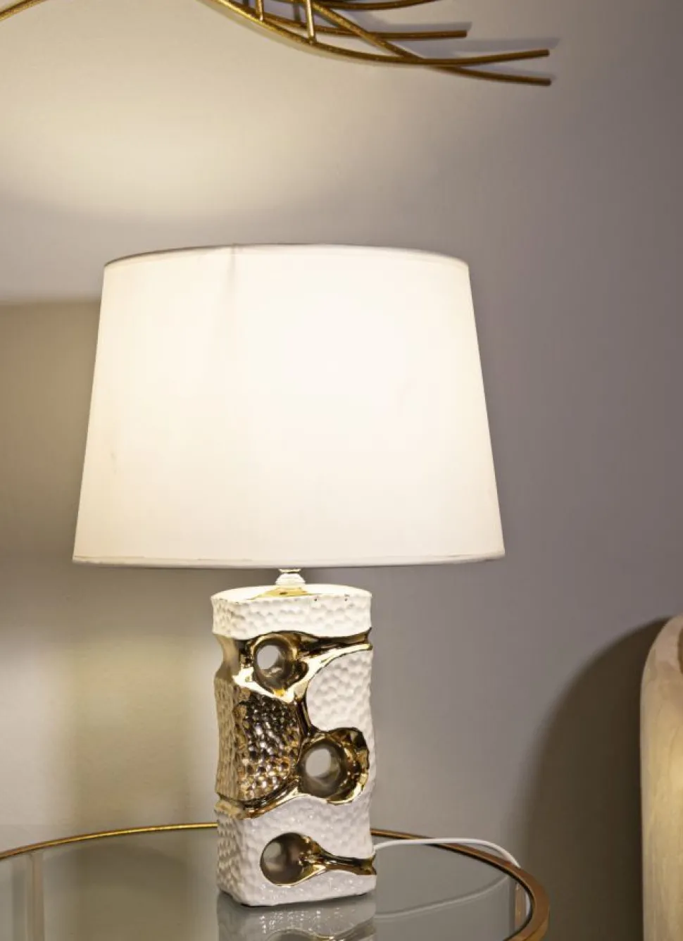 Lampe de table Florida Céramique Blanche accents Dorés abat-jour Tissu Blanc