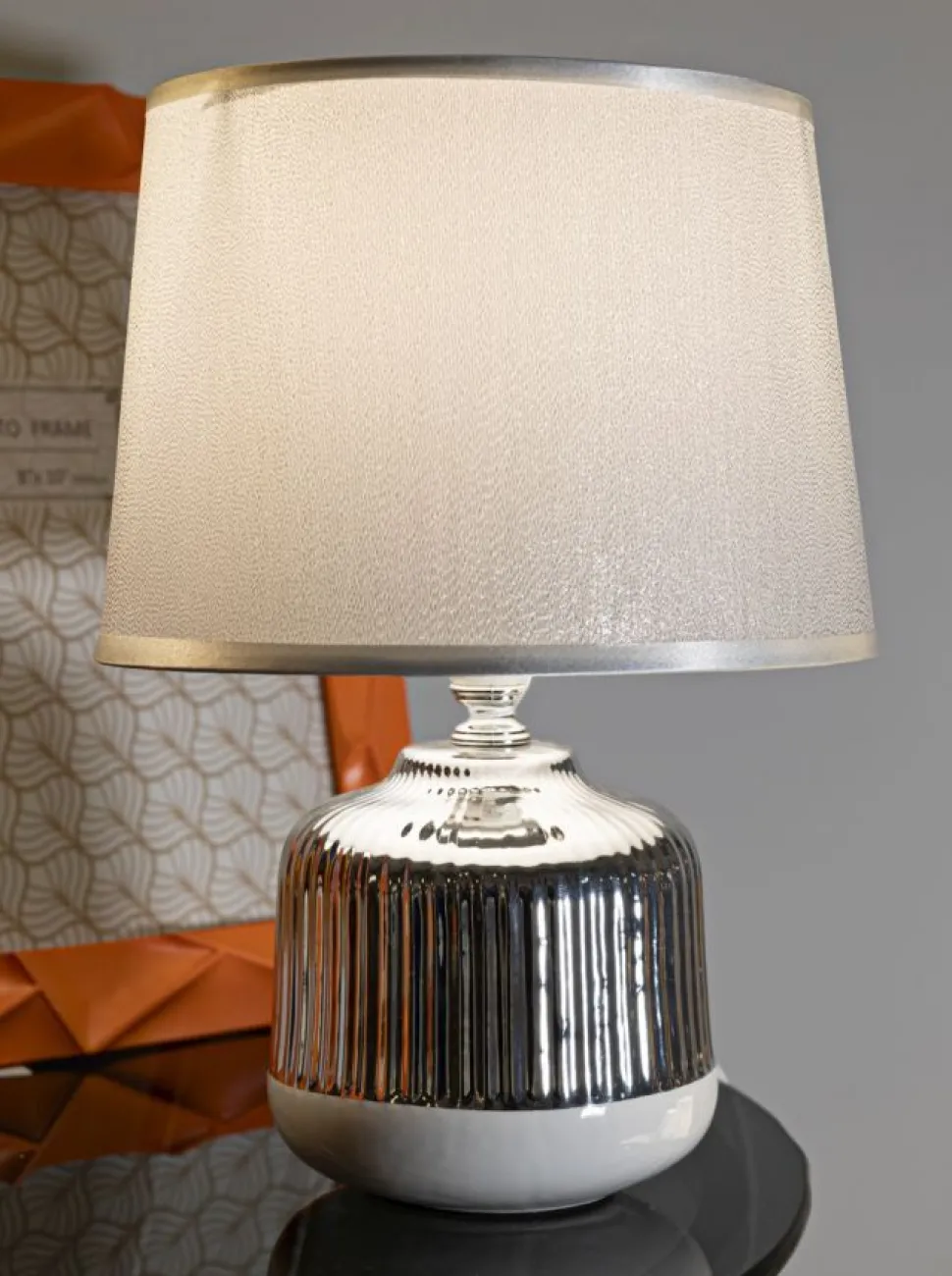 Lampe de table Lucina Céramique Blanche et Tissu Argenté