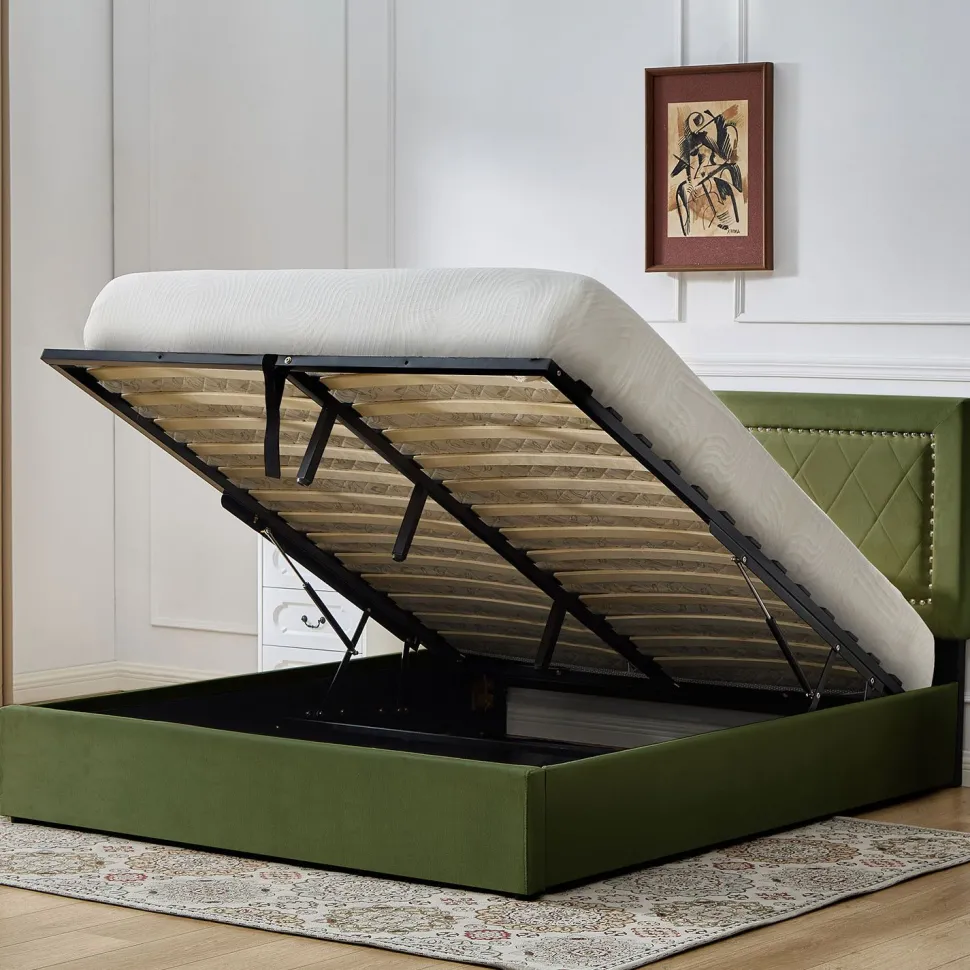 Lit coffre Sandiego avec sommier relevable 140x200cm et tête de lit cloutée Velours Kaki