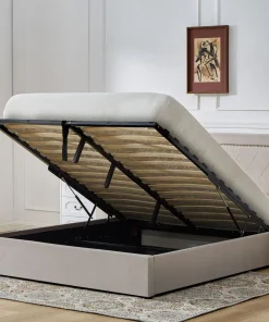 Lit coffre Sandiego avec sommier relevable 140x200cm et tête de lit cloutée Velours Taupe