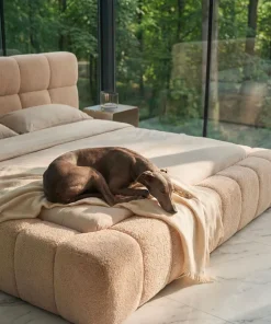 Lit-coffre avec rebords matelassés Challow 180x200cm Tissu Bouclette Beige