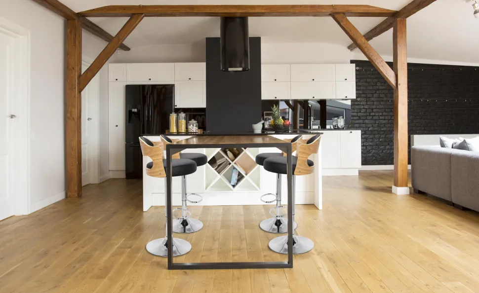 Lot de 4 chaises de bar Ruben Chêne clair et Simili Noir
