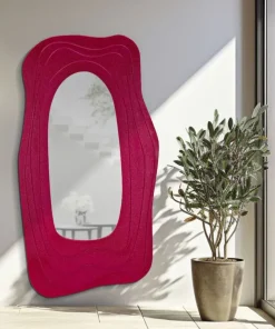 Miroir mural sinueux Dafne M.D.F Fuchsia et Verre