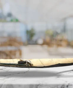 Plateau en métal doré forme feuille