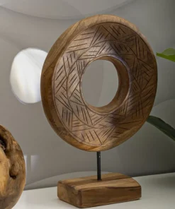 Sculpture ronde Teck recyclé motifs irréguliers marron socle en bois