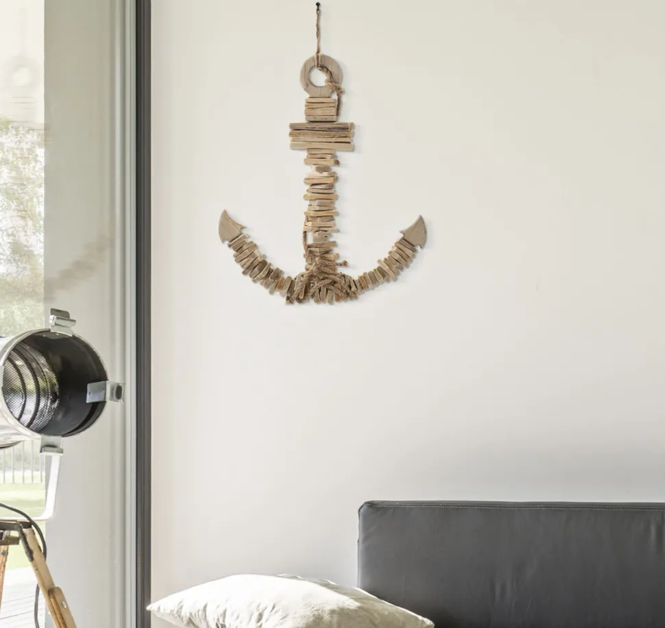 Sculpture suspendue Ancre en bois naturel