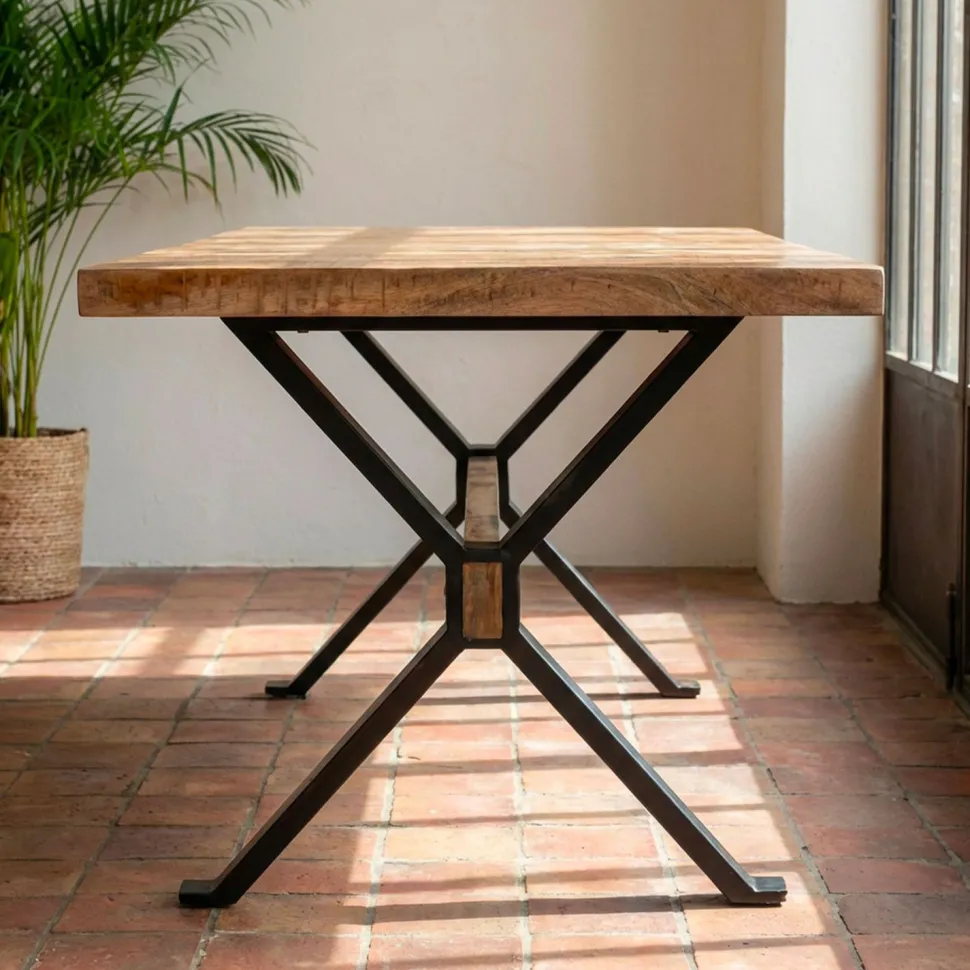 Table à manger rectangulaire style industriel 150cm Rustica Bois de manguier et Métal Noir