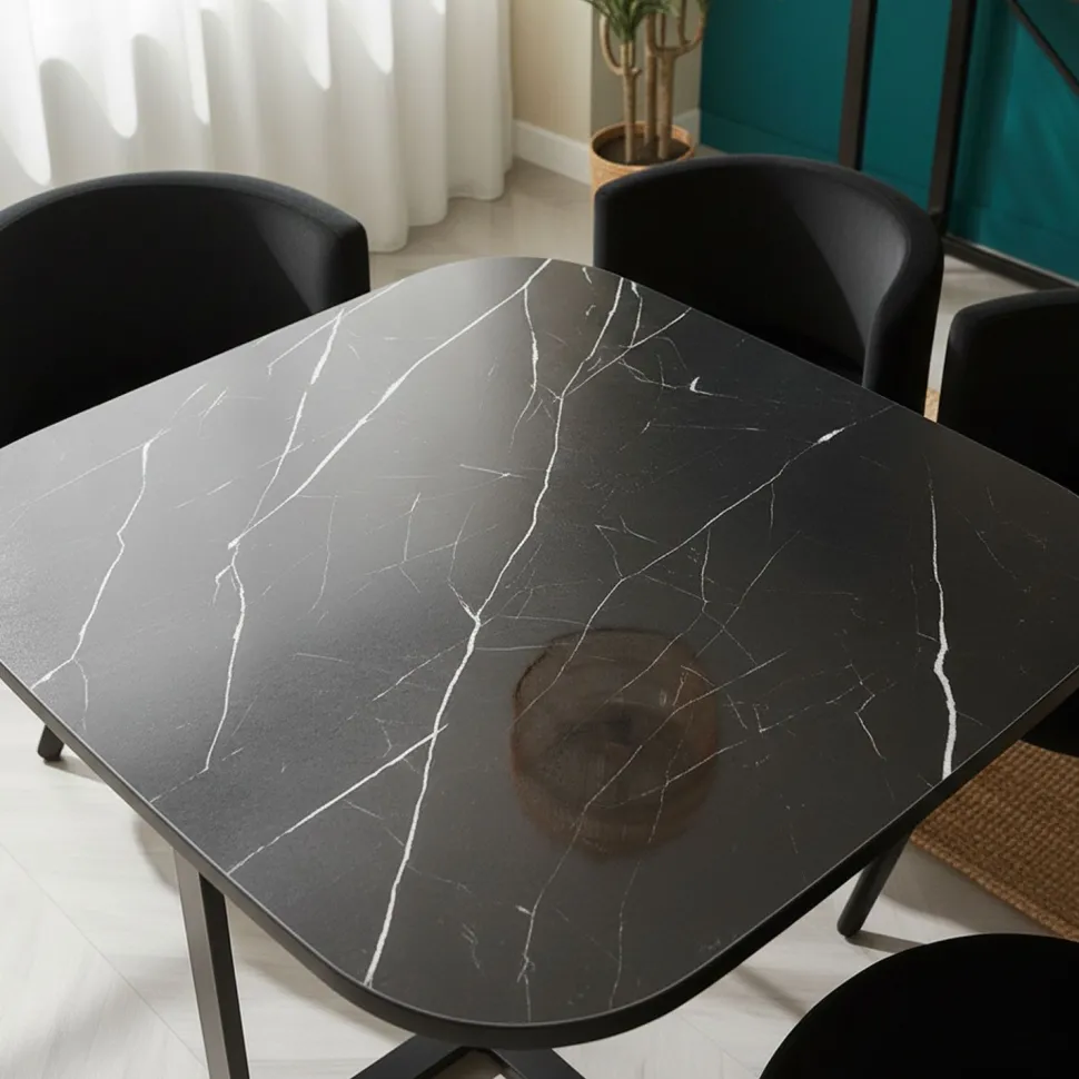 Table carrée 90cm avec 4 chaises gain de place Oslo Effet marbre noir et Velours Noir