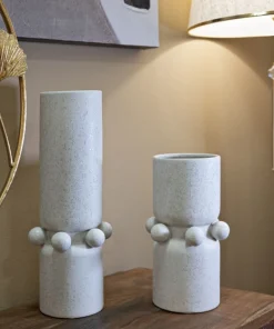 Vase céramique blanche décoré de sphères finition Crème